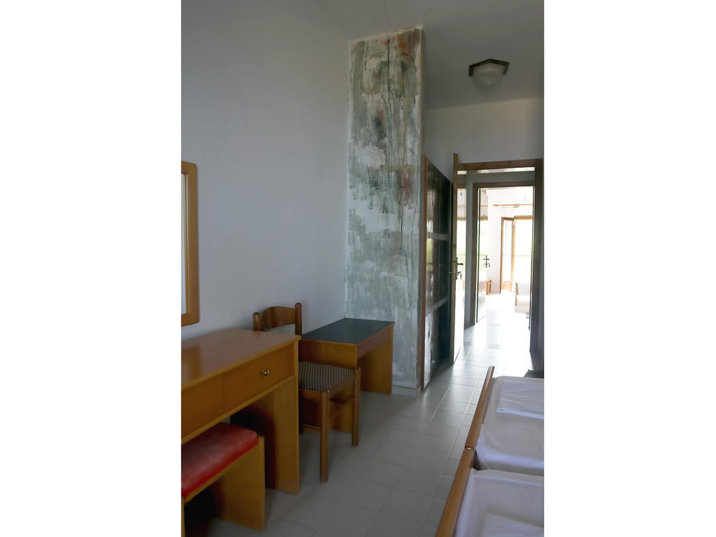 Art Hotel Panorama Pyrgadikia Habitación foto